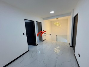 f33distsj7.jpg